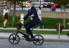Даже Виталий Кличко, мэр Киева, ездит на работу на GoCycle G3!